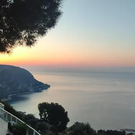 Sea View With Private Secure Parking - 2 Villefranche-sur-Mer